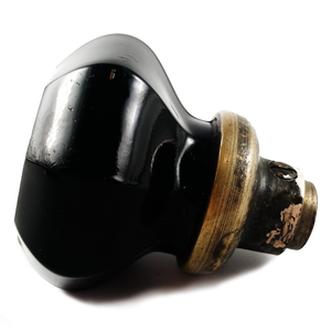 The other side of the non-loose knob, showing a small amount of paint on the base