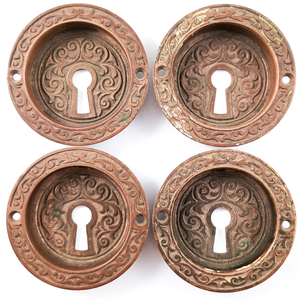 The four door pulls arranged in a square