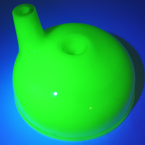 Vintage Hamilton Beach Model "D" Mixer With Uranium Glass Bowls
