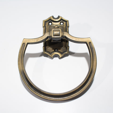 Groovy 1970s Towel Ring