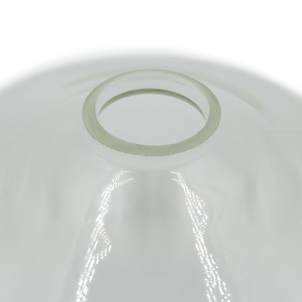 This is a picture of the fitter on a clear glass saucer shade. There are no cracks or chips